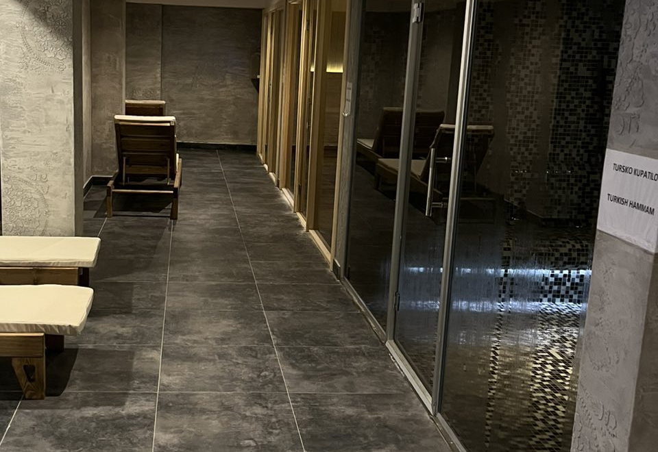 Hodnik spa centra pored turskog kupatila